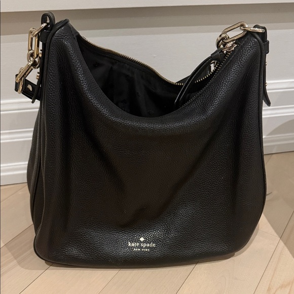 kate spade Handbags - Kate Spade Classic Black Hobo Bag
